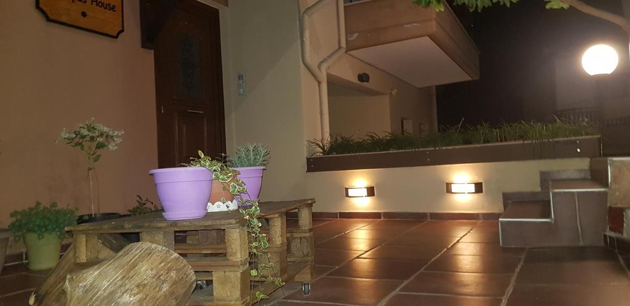 Olympus House Με Μοναδική Θέα Apartment Litochoro Exterior photo
